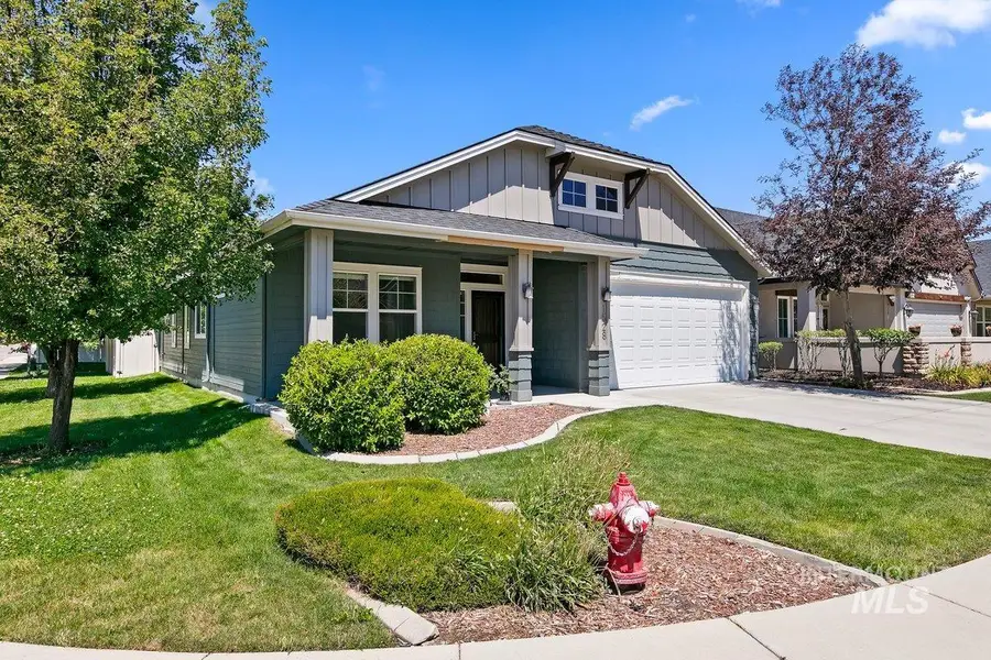 1528 W Arch Rock Street, Meridian, ID 83646 - #2