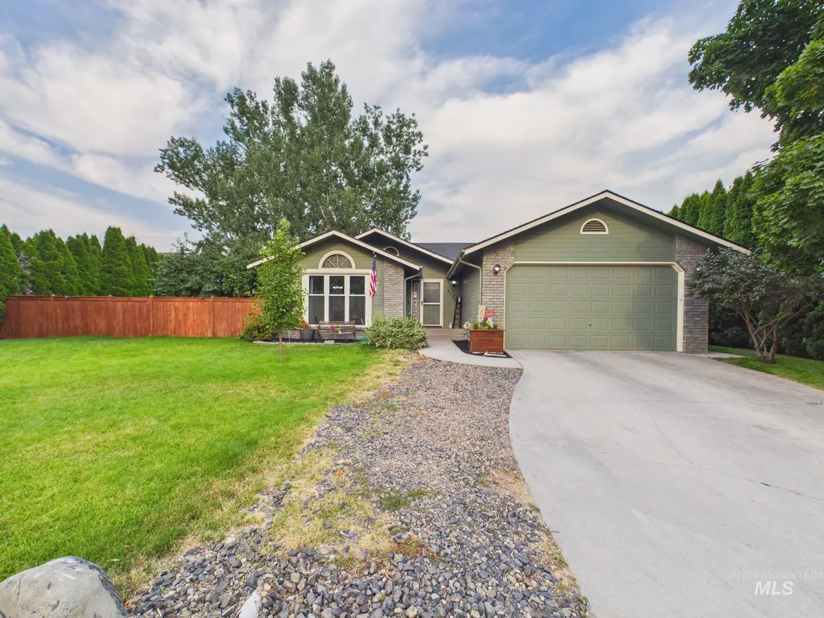 2171 Bonnie Dr, Payette, ID 83661 - #1