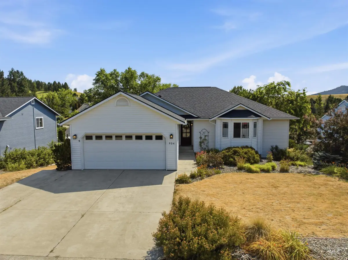 934 Shoshone St, Moscow, ID 83843 - #1