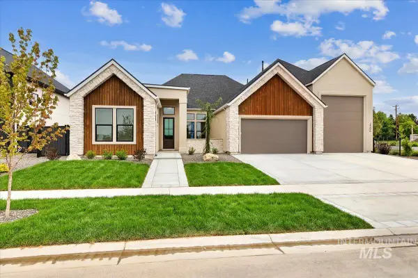 5077 W Braveheart St, Eagle, ID 83616