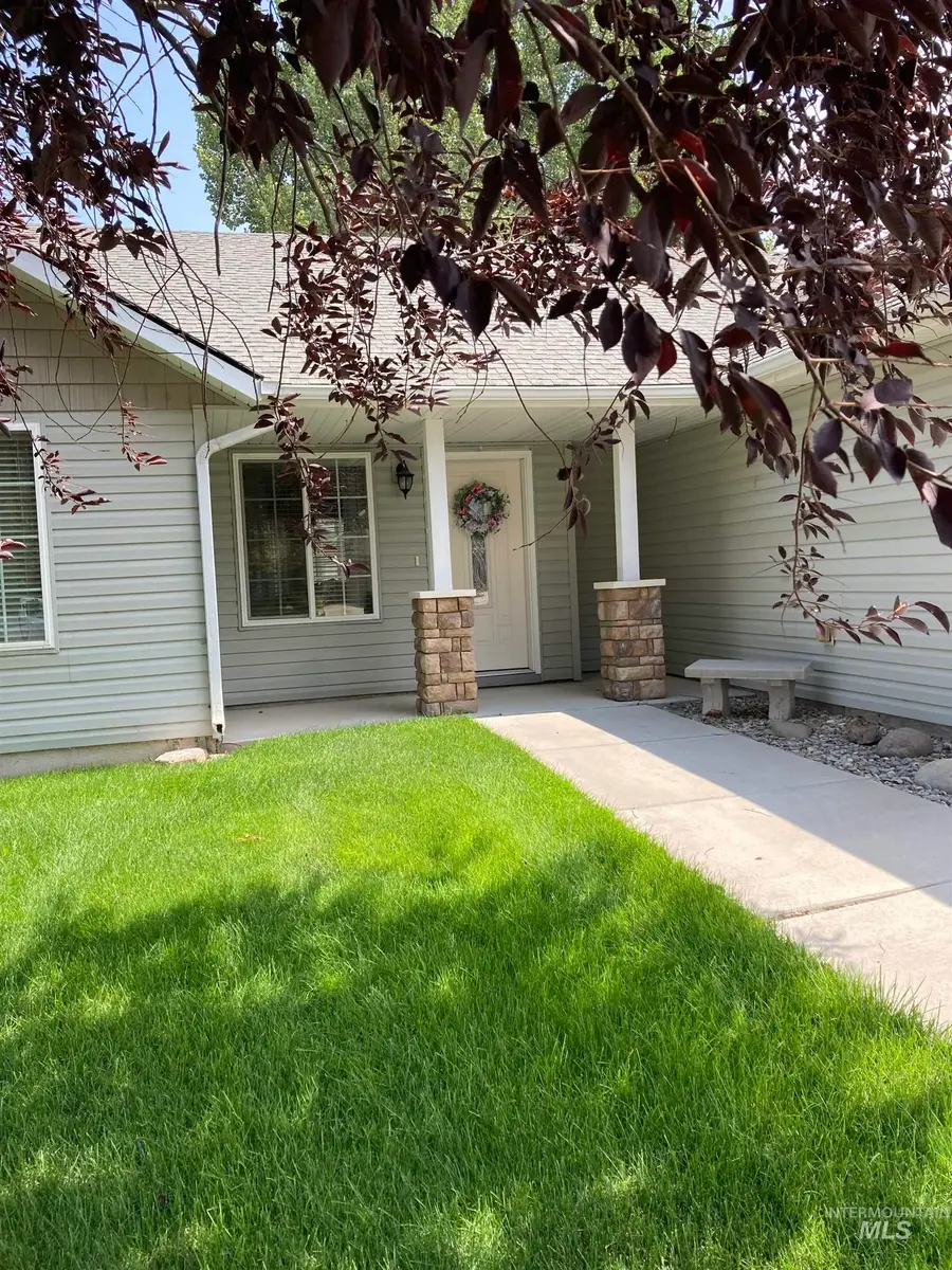 1422 N Evergreen, Jerome, ID 83338 - #2