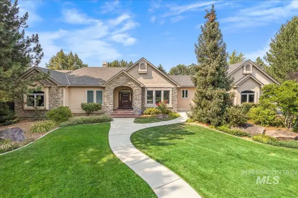 2419 North Sevenoaks Place, Eagle, ID 83616