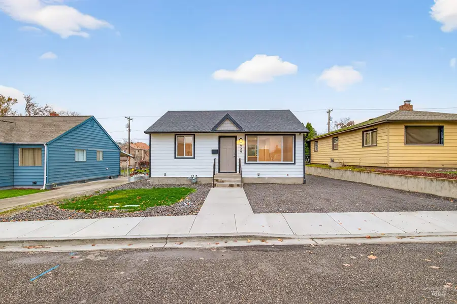 929 10th Street, Clarkston, WA 99403 - #3
