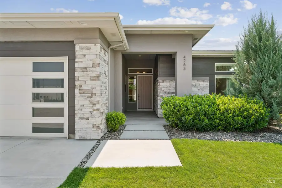 4263 E Divide Pass St, Meridian, ID 83642 - #3