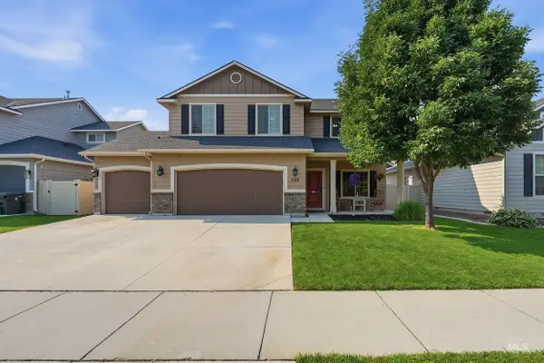 725 E Ionia Dr, Meridian, ID 83642