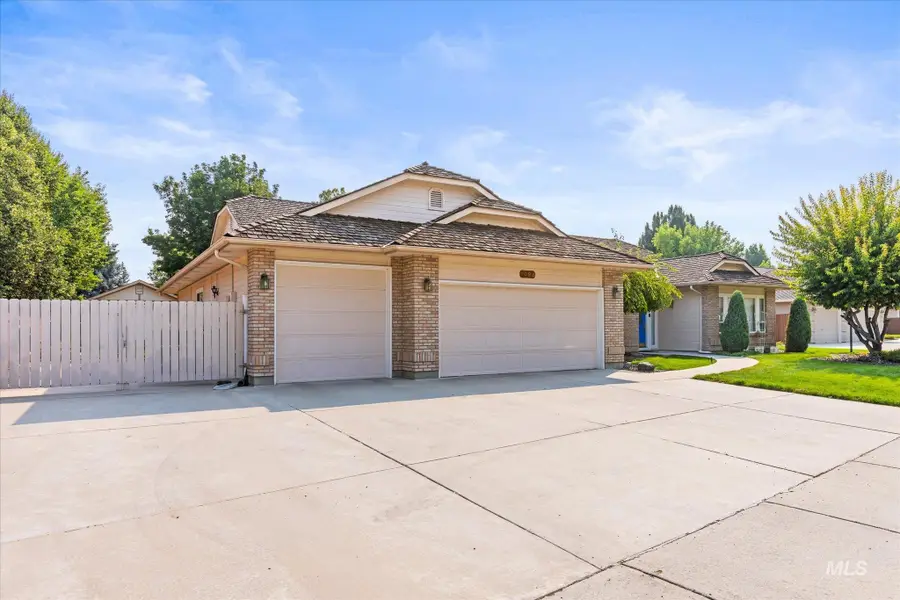 1098 E Cayman Dr., Meridian, ID 83642 - #3