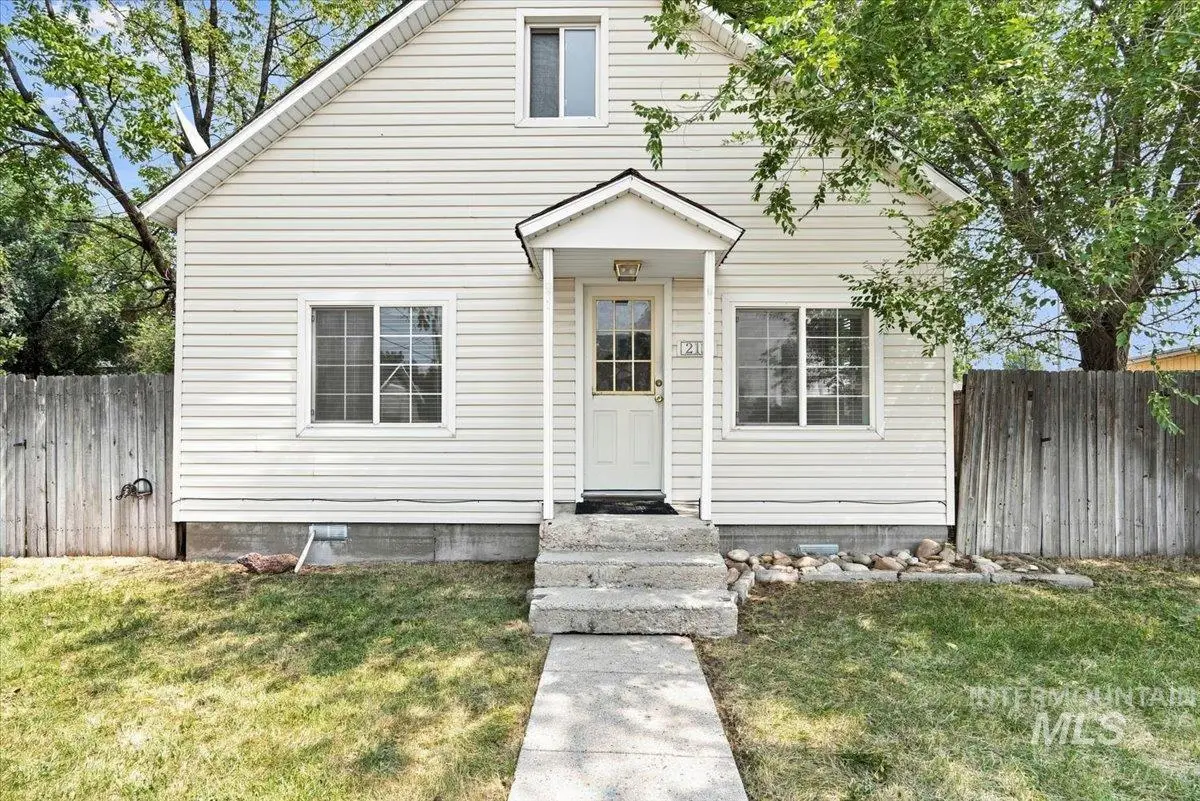 212 Ne 2nd St, Meridian, ID 83642 - #1