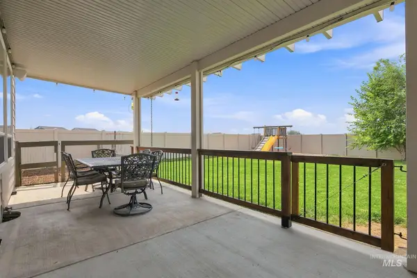 17215 N Wingtip Way, Nampa, ID 83687