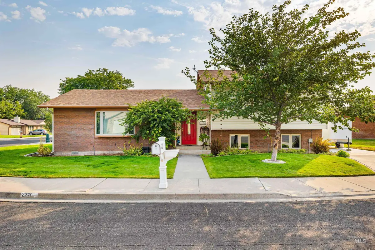 2271 Sherwood Dr., Twin Falls, ID 83301 - #1