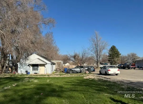 244 Locust, Twin Falls, ID 83301