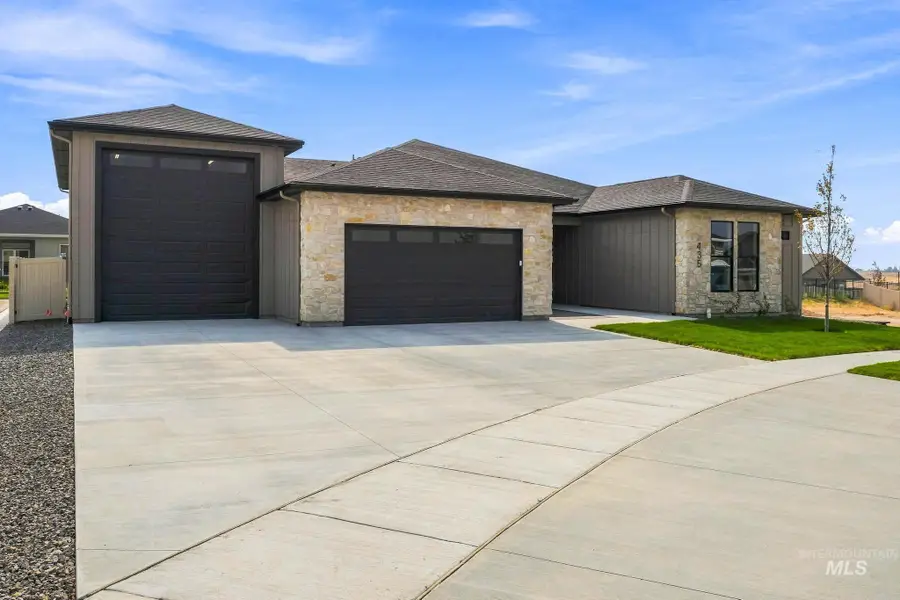 435 S Diesel Way, Boise, ID 83716 - #2