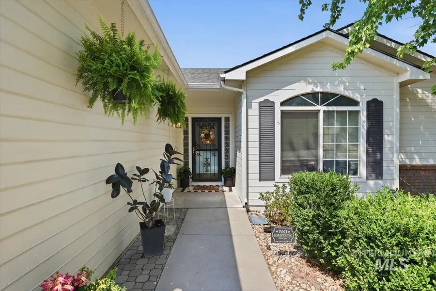 2560 W Leonard St, Meridian, ID 83642 - #2