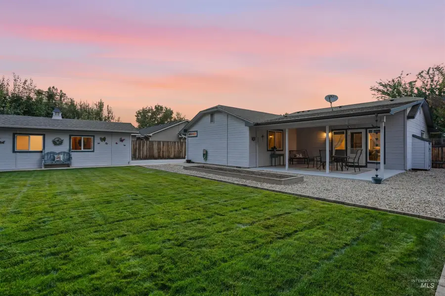 1925 E Challis Dr, Meridian, ID 83646 - #3