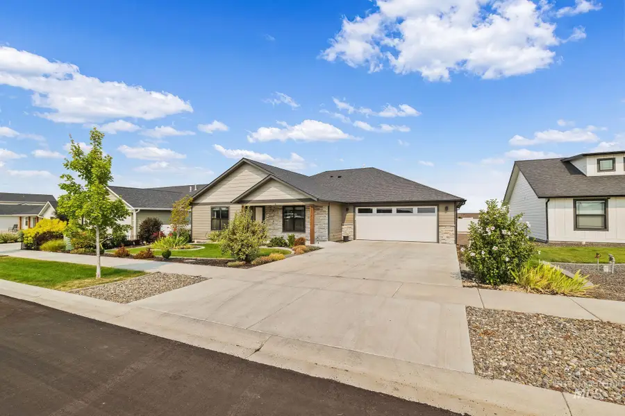 3215 Parkridge Way, Lewiston, ID 83501 - #3
