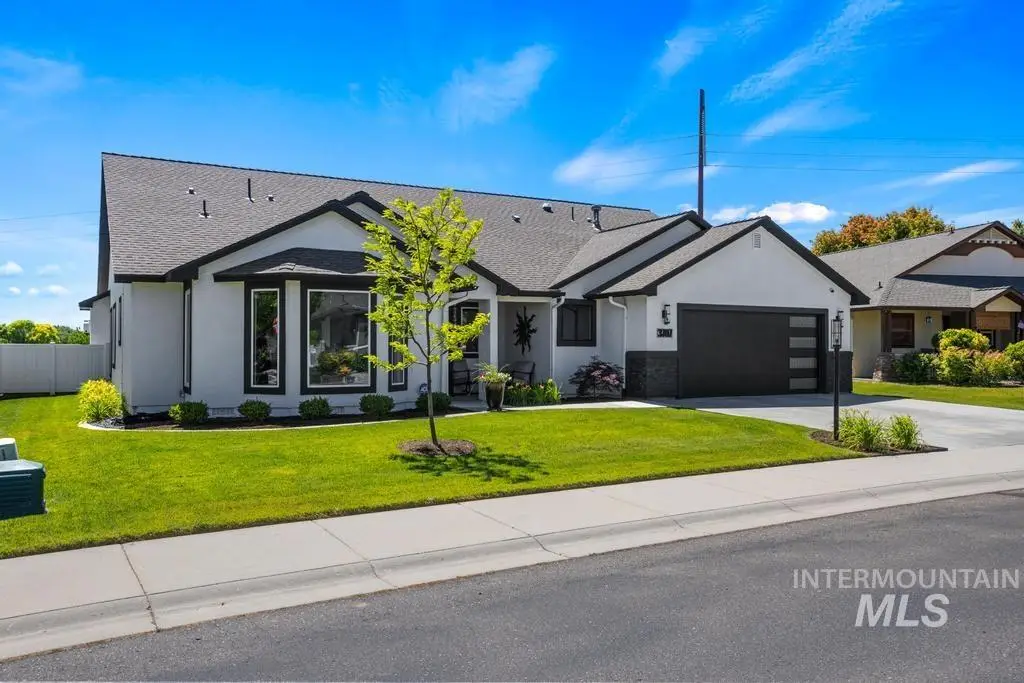 3707 S Edgeview Dr, Nampa, ID 83686 - #1