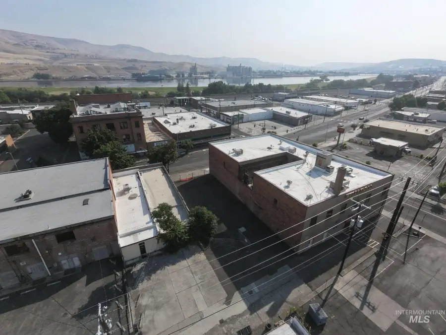 858 Main St, Lewiston, ID 83501 - #2
