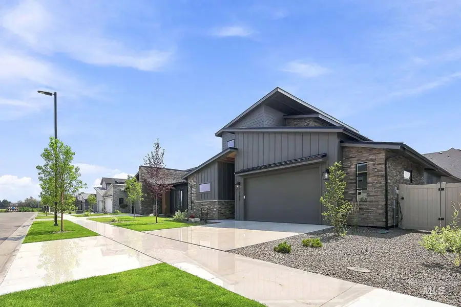 701 W Wrangler, Meridian, ID 83646 - #3