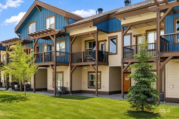 109 Broken Pine Lane, McCall, ID 83638