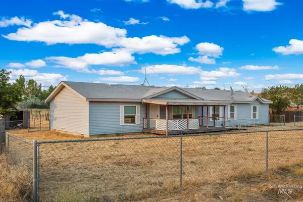 15190 Oasis Rd, Caldwell, ID 83607