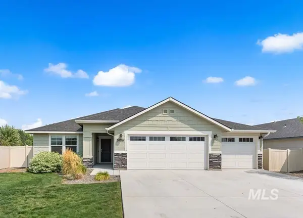 5796 N Oakstone Ave, Meridian, ID 83646