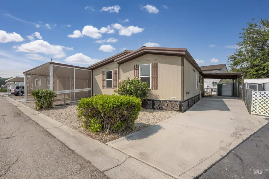 2205 E Linden St #6, Caldwell, ID 83605 - #3