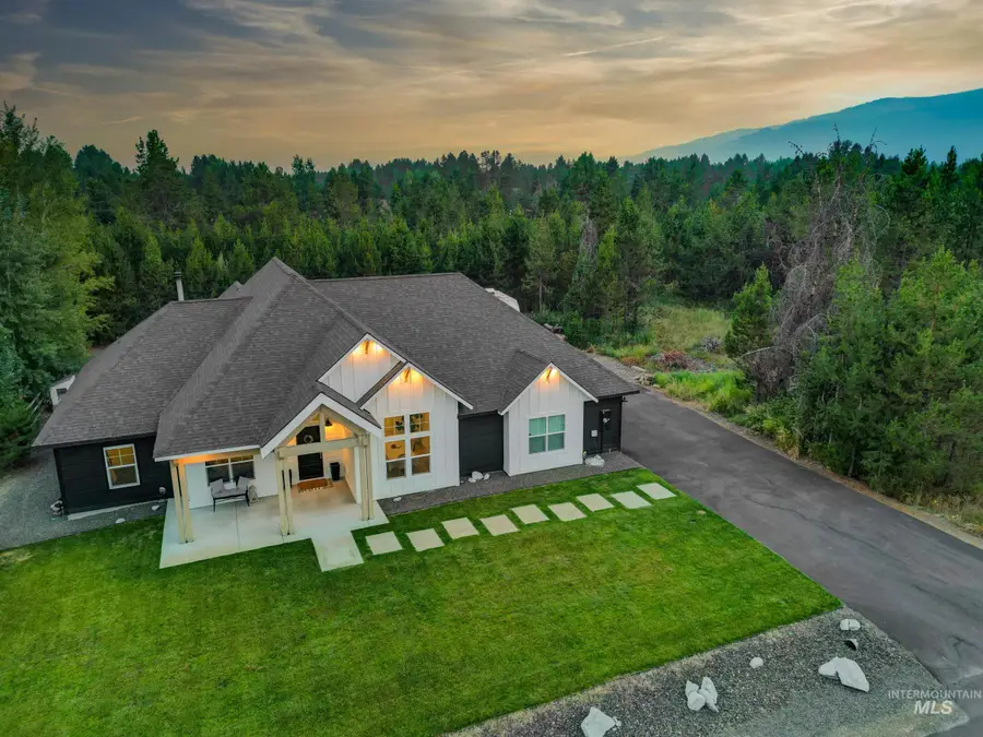 155 Durham Lane, Donnelly, ID 83615 - #3