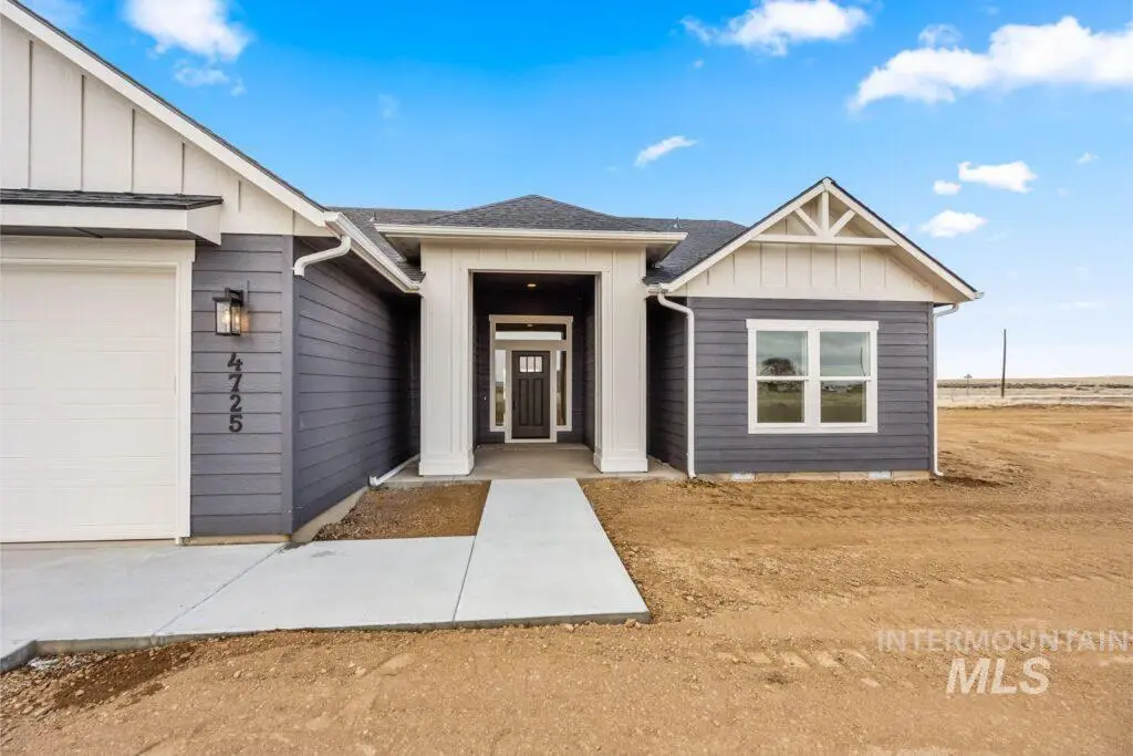 4725 Sw Moonlight Court, Mountain Home, ID 83647 - #1