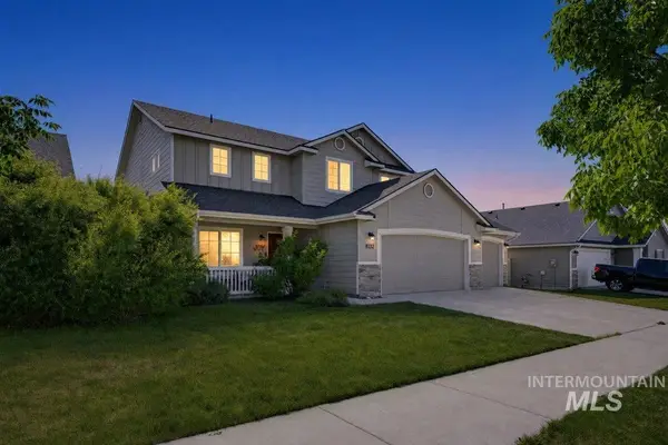 8132 S Red Shine Ave, Boise, ID 83709