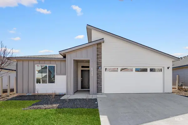 7481 W Newtown Dr, Eagle, ID 83616