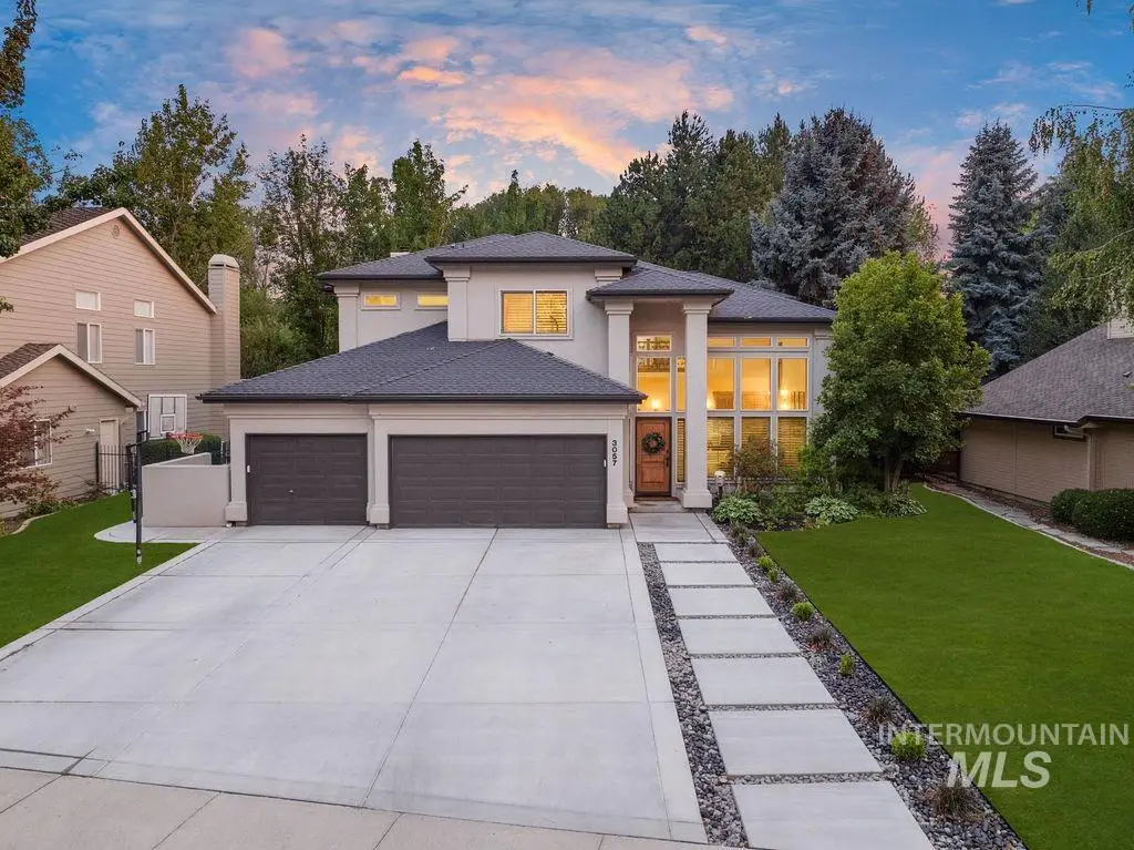 3057 E Nature Dr, Boise, ID 83706 - #1