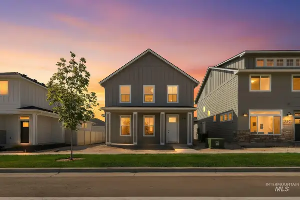 330 E Mayfield Springs Blvd, Boise, ID 83716
