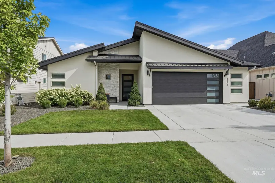 7706 W Meltwater Ln, Eagle, ID 83616 - #2