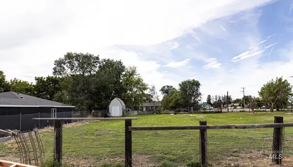 2041 N St, Heyburn, ID 83336