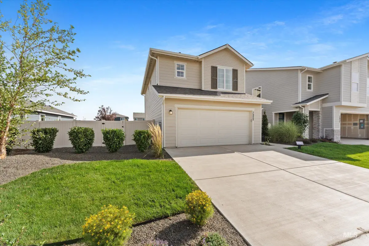 7925 E Beaufort St, Nampa, ID 83687 - #1