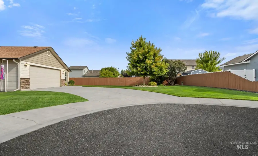 2150 W Stonefly Pl, Nampa, ID 83651 - #3