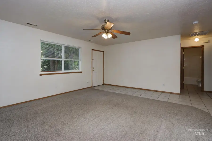 532 S Powerline Rd, Nampa, ID 83686 - #3