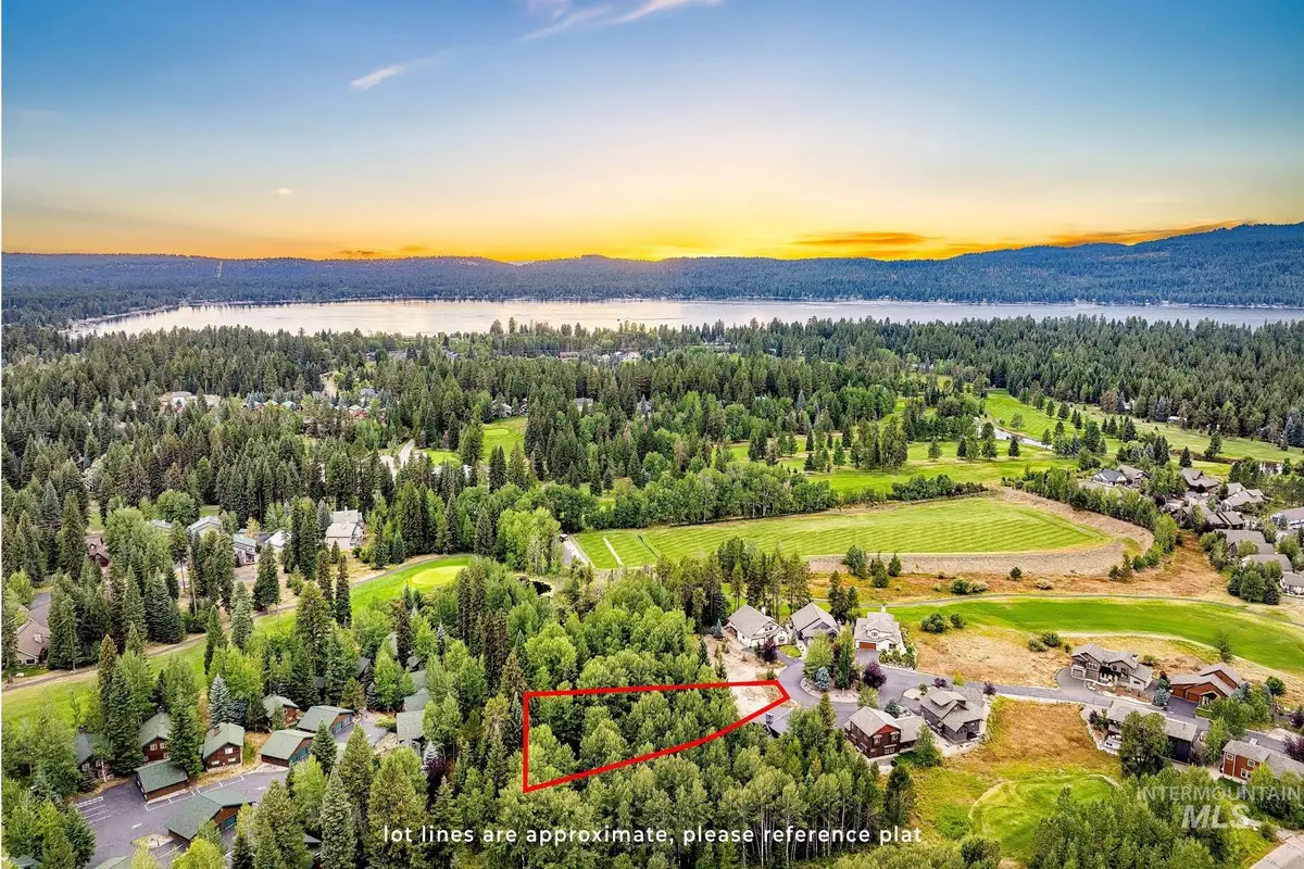 320 Mountain Cove Ct, McCall, ID 83638 - #1