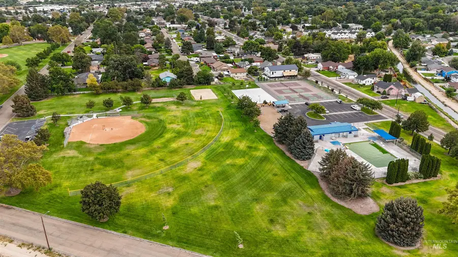 715 Winther Boulevard, Nampa, ID 83651 - #3