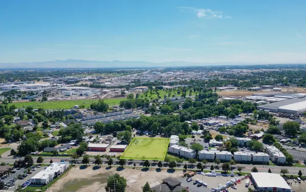 341 N Gateway, Nampa, ID 83687