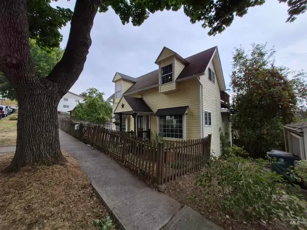 228 N Lilly, Moscow, ID 83843