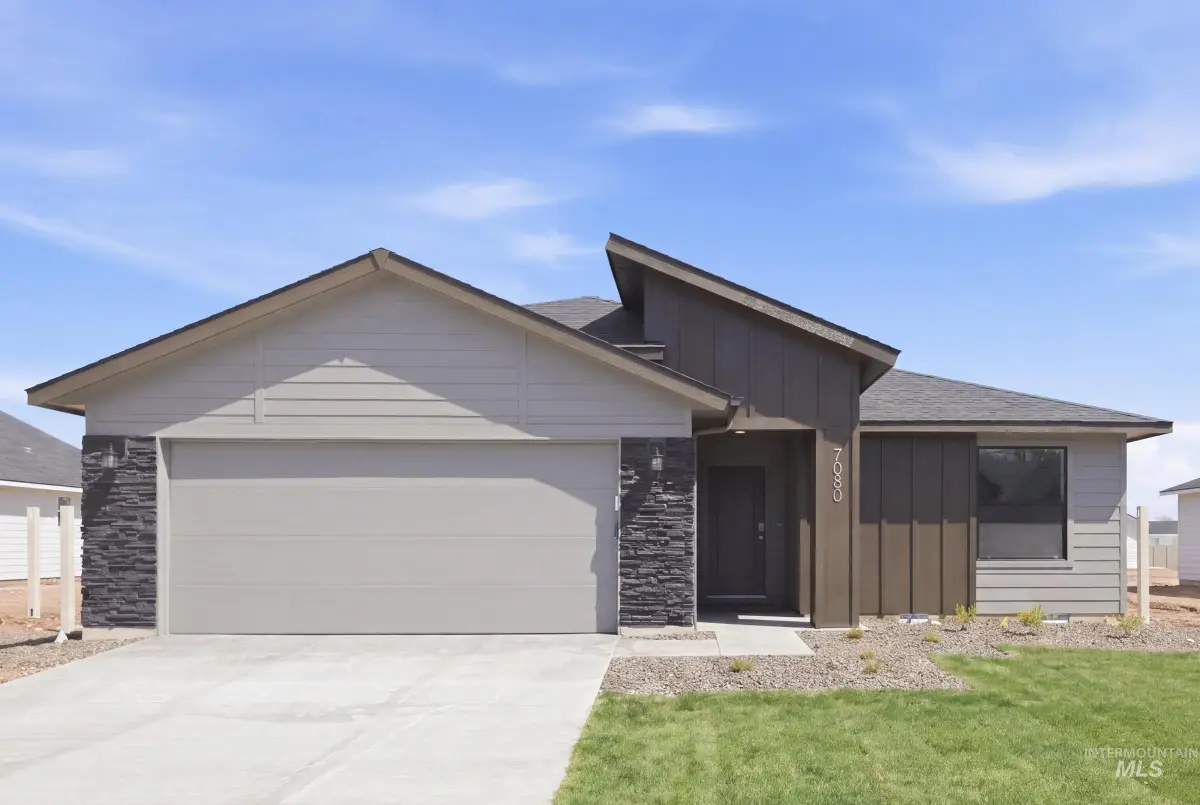 3790 E Freedom Tower Dr, Nampa, ID 83686 - #1