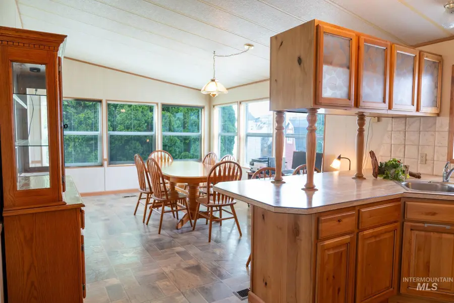 75 Winegar, Ontario, OR 97914 - #2