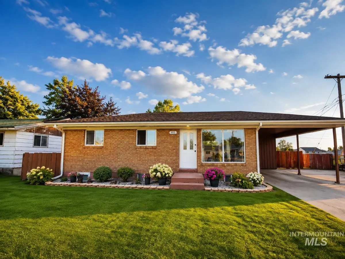 905 15th Drive, Rupert, ID 83350 - #1