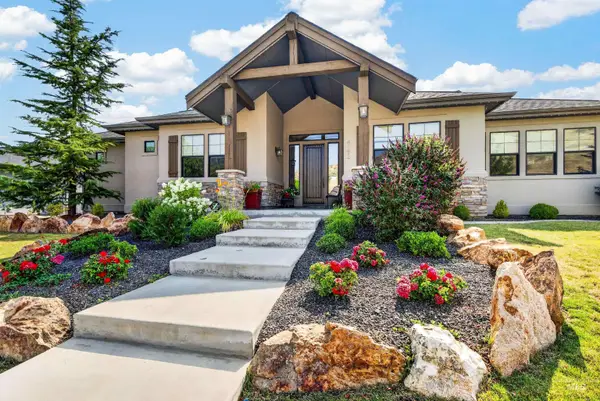 4192 N Arrow Villa Way, Boise, ID 83703