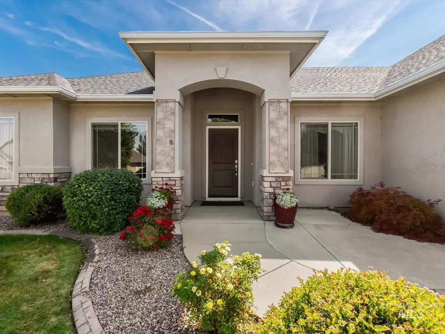 1118 Regency Way, Emmett, ID 83617 - #2
