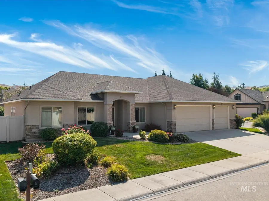 1118 Regency Way, Emmett, ID 83617 - #3