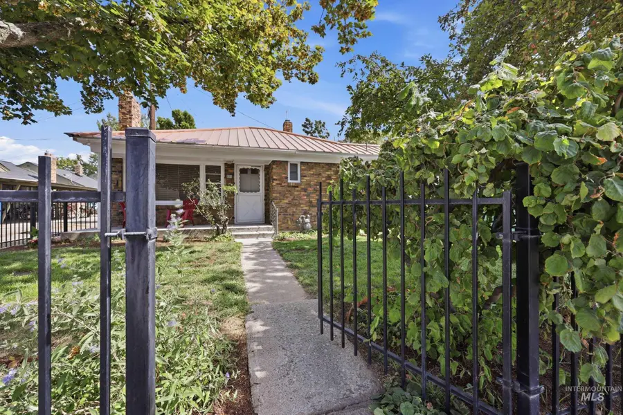 824 S Robert St., Boise, ID 83705 - #2
