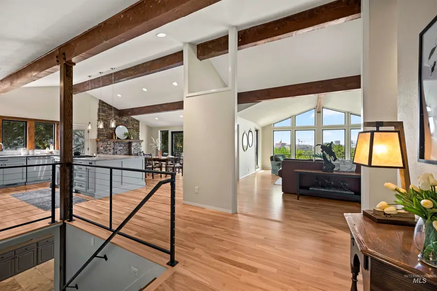 1113 E Santa Maria Dr, Boise, ID 83712 - #3