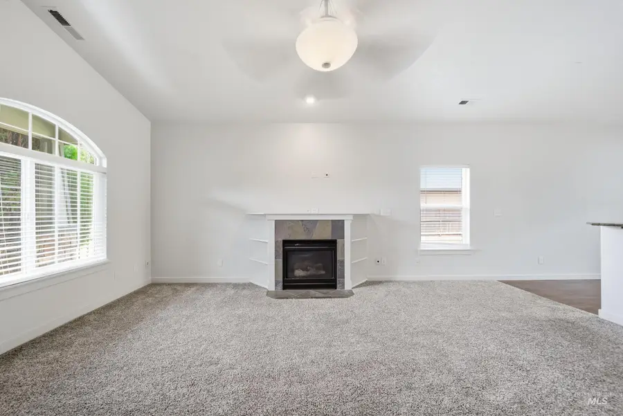 5952 S Red Crest Ave, Boise, ID 83709 - #3