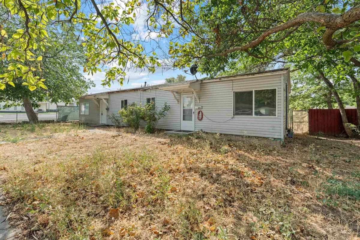 816-818 9th Street, Clarkston, WA 99403 - #1